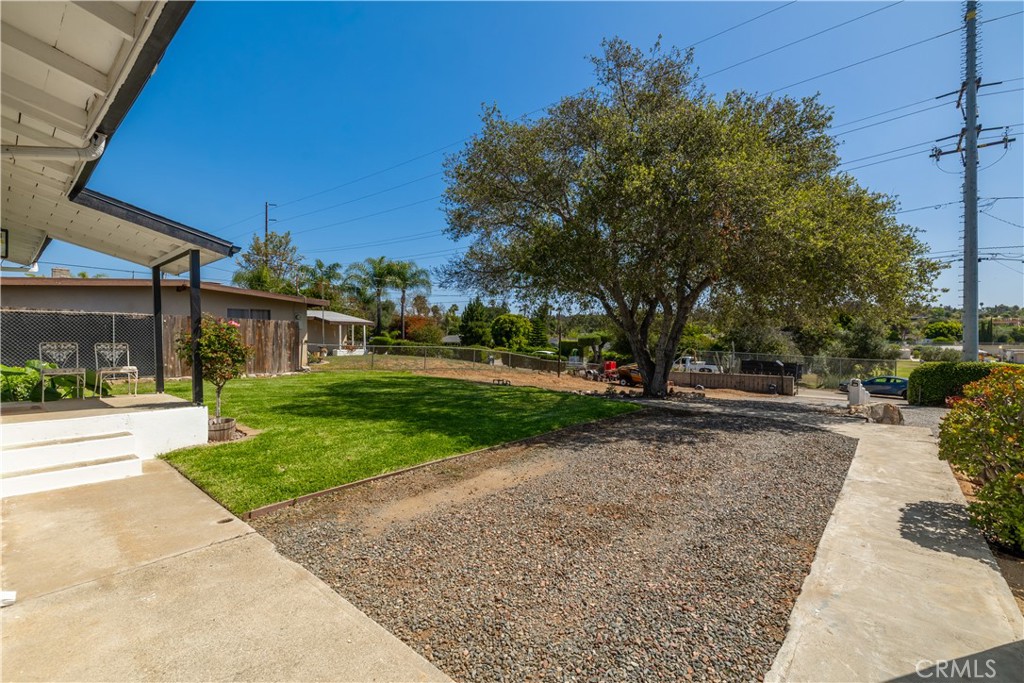 155 Barhaven Lane Fallbrook, CA 92028 - Photo 34 of 43 a view of a house with a yard and tree s