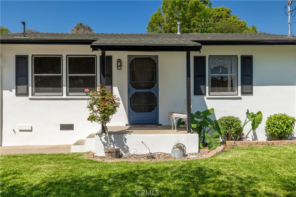 155 Barhaven Lane Fallbrook, CA 92028 - Photo 3 of 39