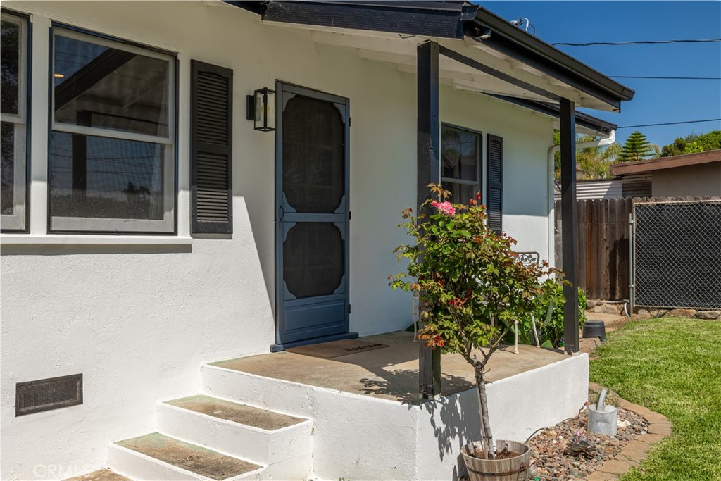 155 Barhaven Lane Fallbrook, CA 92028 - Photo 4 of 39