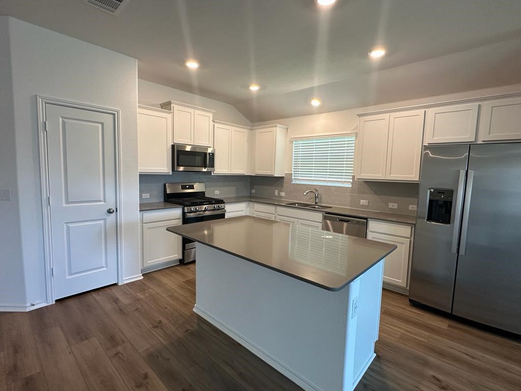 183 Otter Road Kyle, TX 78640 - Photo 21 of 40