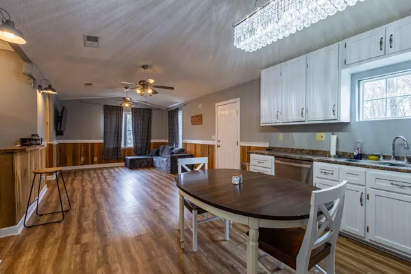 $399,999 | 173 Bellview Avenue North, Fayetteville, TN 37334