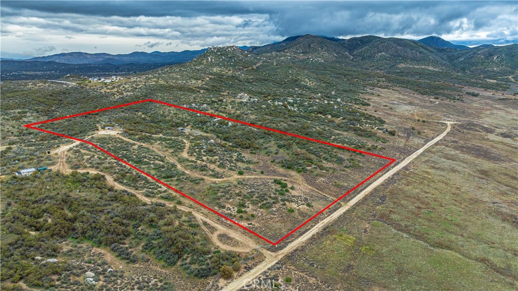 12 Nicholson Springs Road Anza, CA 92539 - Photo 5 of 14 a view of a backyard