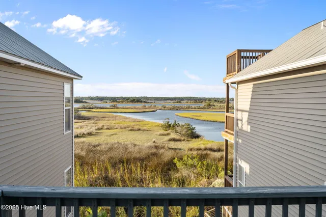 $589,000 | 615 North New River Drive, Unit D, Surf City, NC 28445