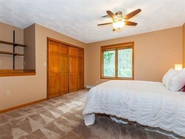 32 Crestwood Road North Reading, MA 01864 - Photo 19 of 25 Gallery Image 19