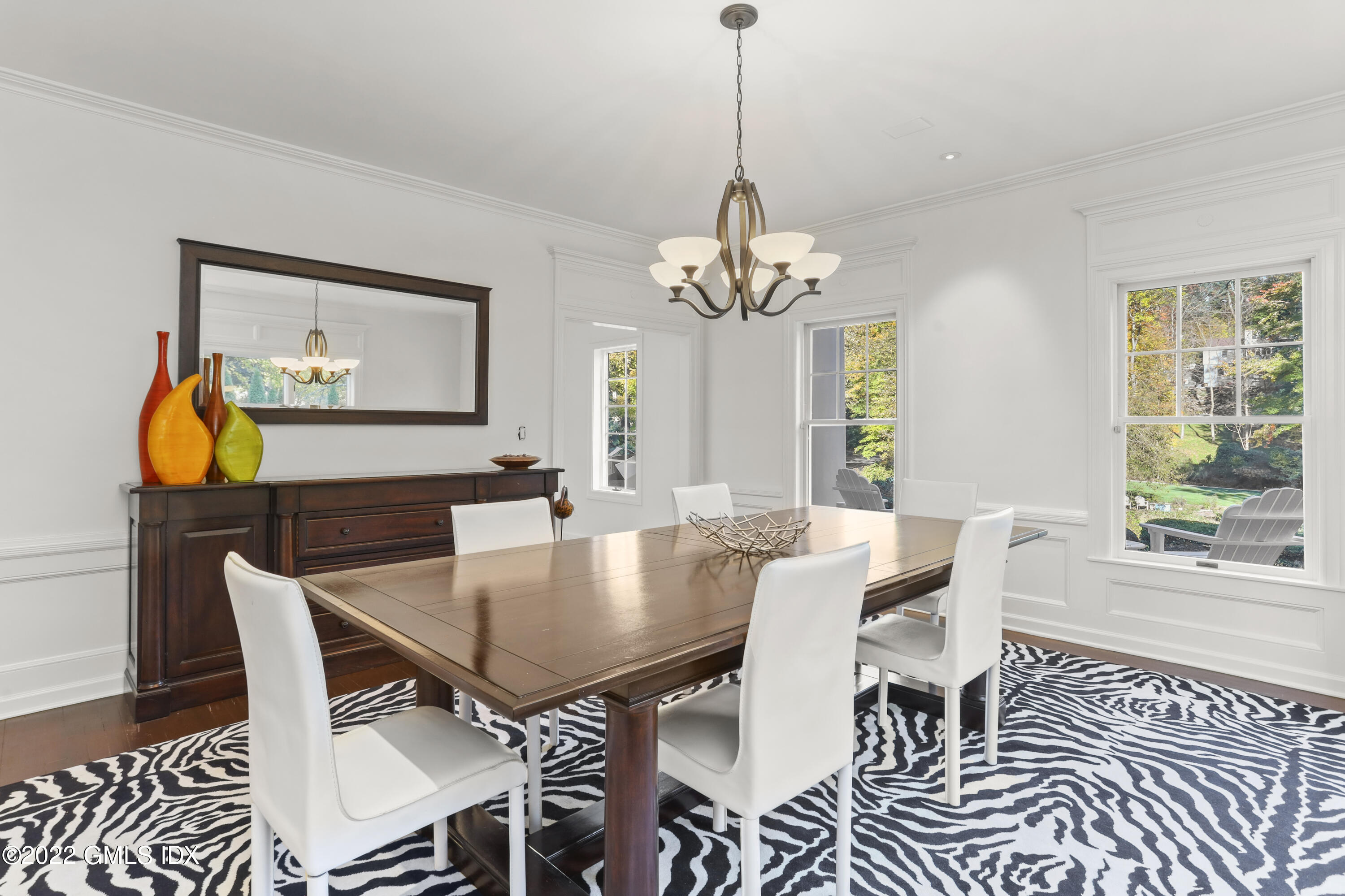 26 Round Hill Road Greenwich, CT 06831 - Photo 13 of 45 26 Round Hill Rd Greenwich CT-print-040-