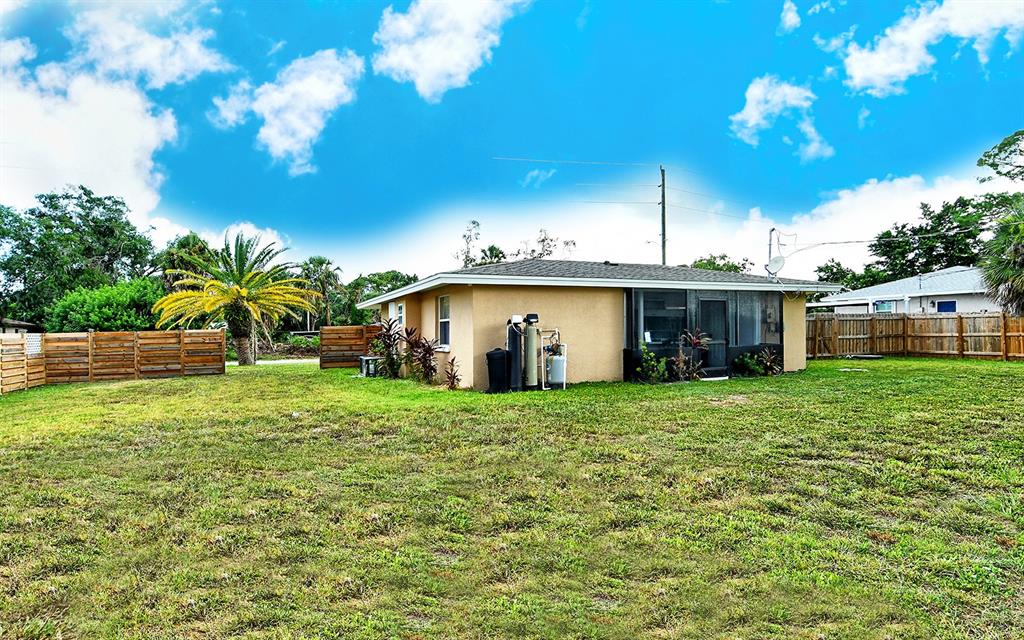 307 Southland Road Venice, FL 34293 - Photo 34 of 56