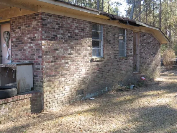 $39,900 | 2137 Beulah Road, Smoaks, SC 29481