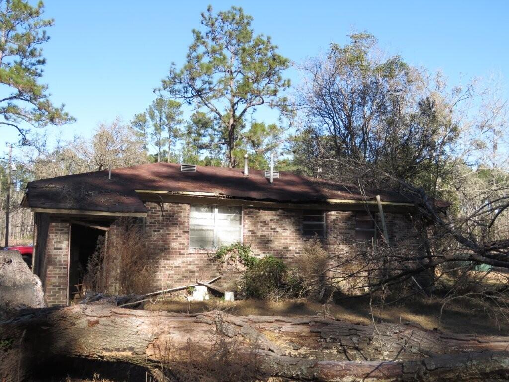 2137 Beulah Road Smoaks, SC 29481 - Photo 4 of 5 016 (5)