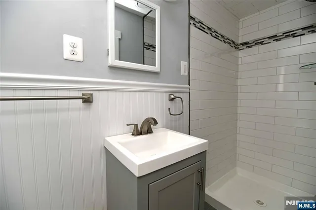 $1,500,000 | 44 North Central Avenue, Ramsey, NJ 07446