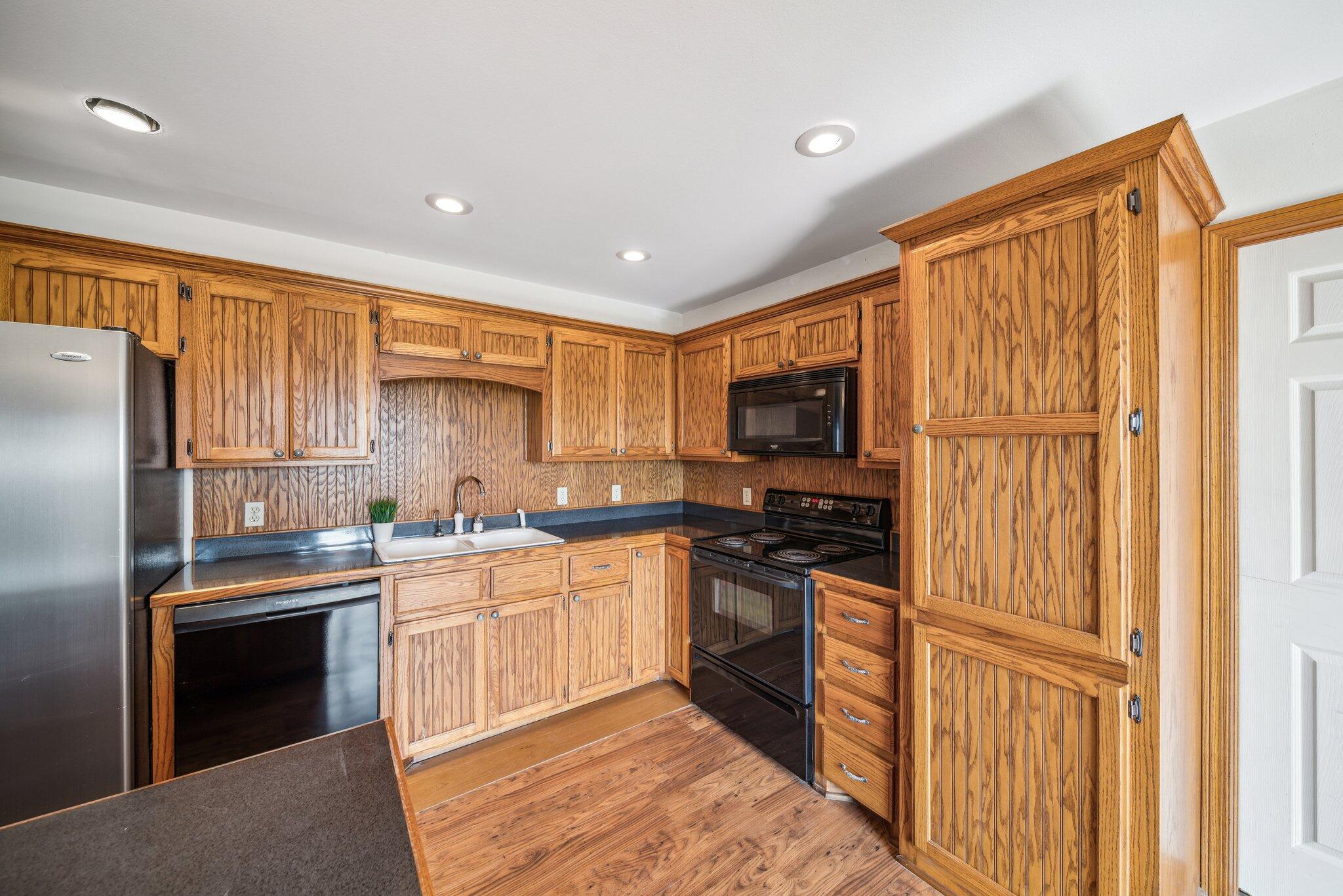 440450 East 180 Road Bluejacket, OK 74333 - Photo 12 of 38 Kitchen