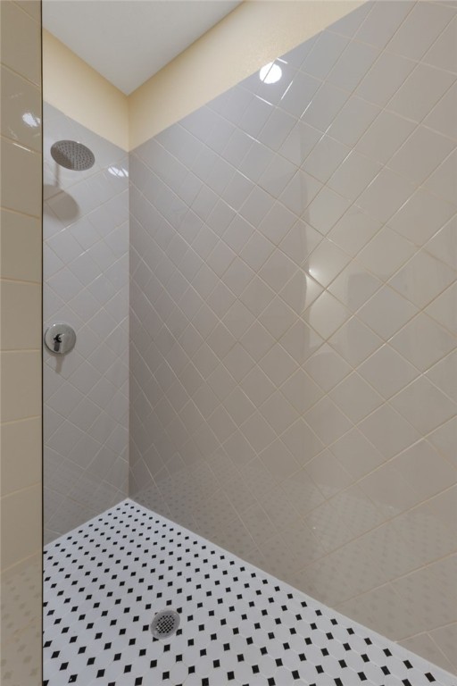 1108 Richard Street, Unit A Bryan, TX 77803 - Photo 19 of 22 Bathroom with a tile shower