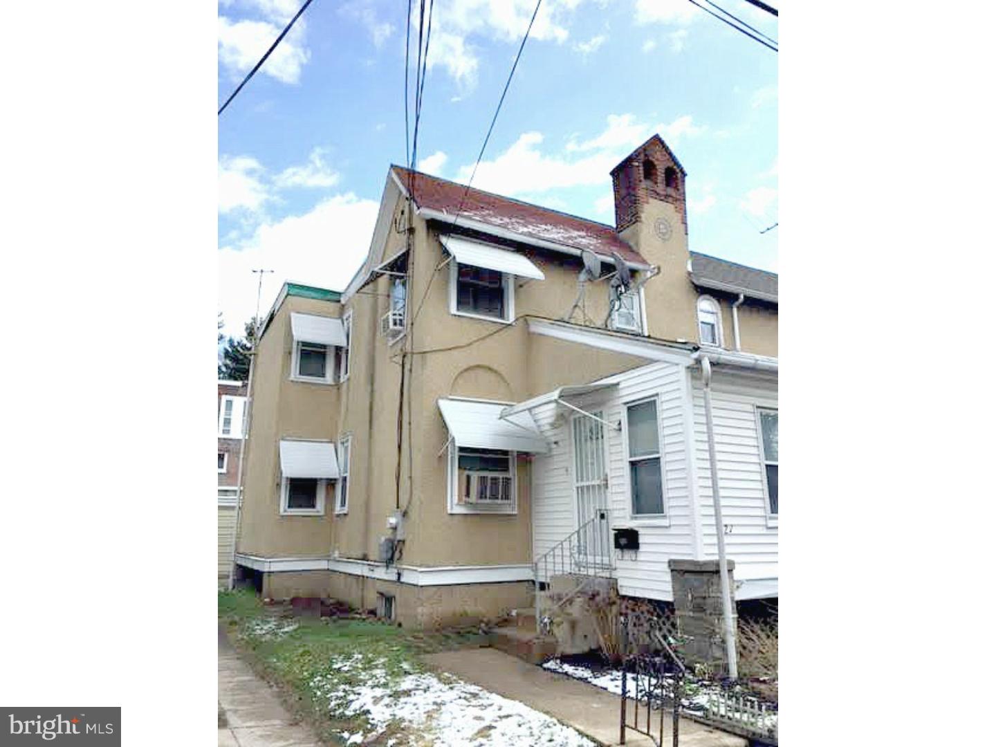 221 Heather Road Upper Darby, PA 19082 - Photo 3 of 24