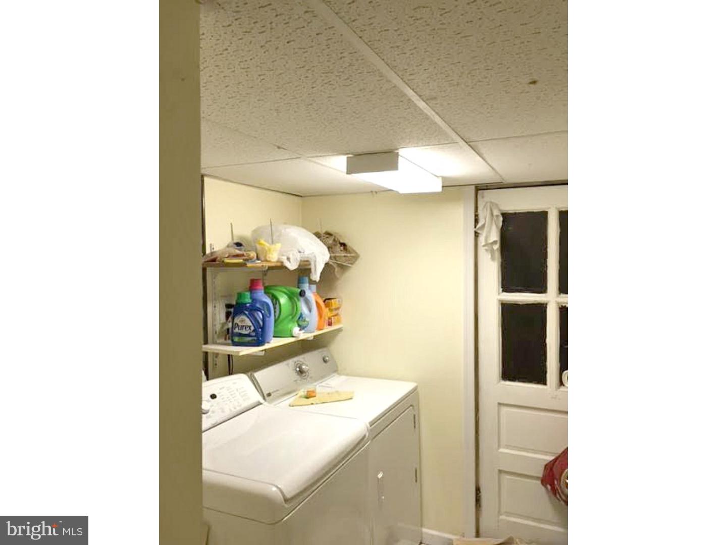 221 Heather Road Upper Darby, PA 19082 - Photo 8 of 24