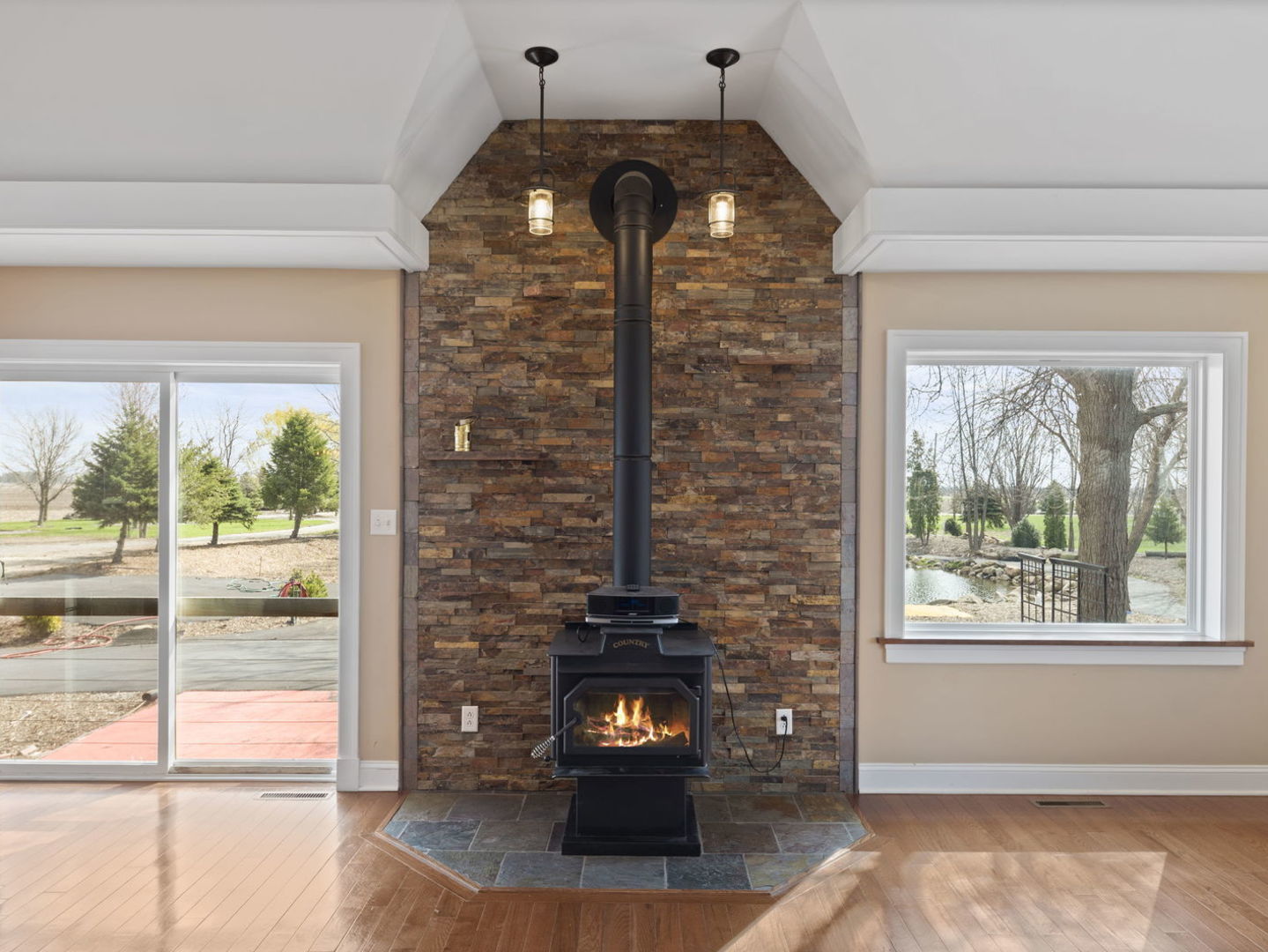 5265 East 4000 N Road Bourbonnais, IL 60914 - Photo 9 of 37