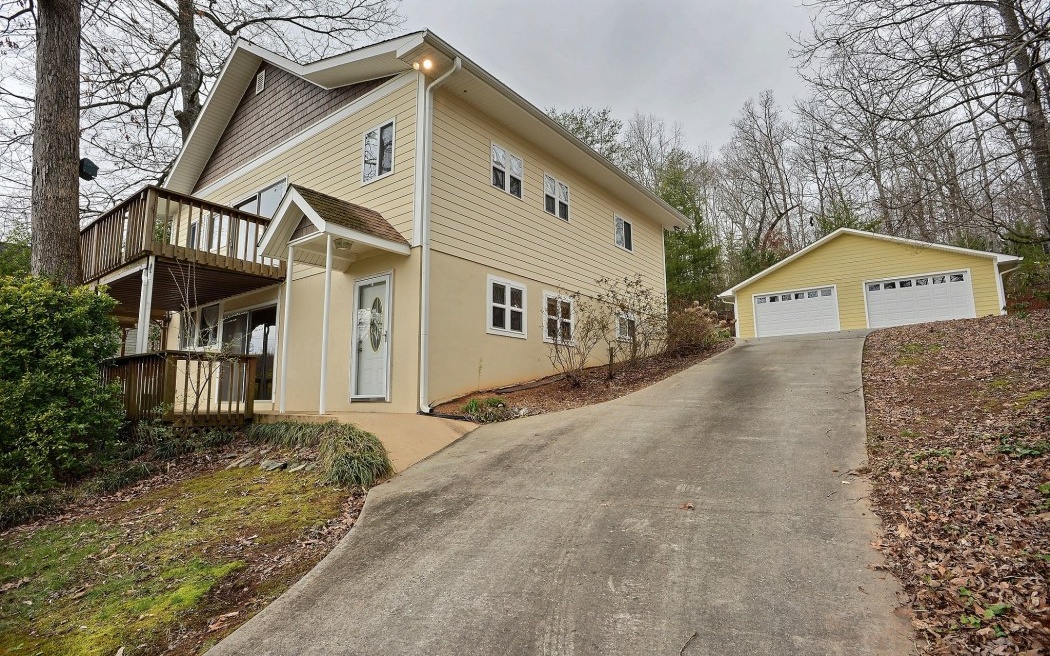 2071 Pine Lake Road Hiawassee, GA 30546 - Photo 1 of 1 Main View