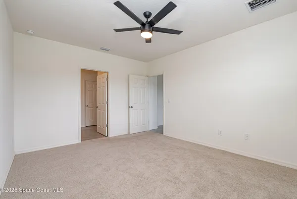 an empty room