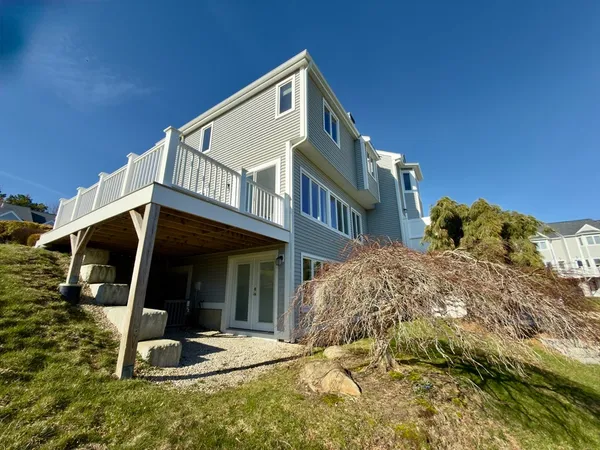 $550,000 | 110 Westcliff Drive, Unit 110, Plymouth, MA 02360