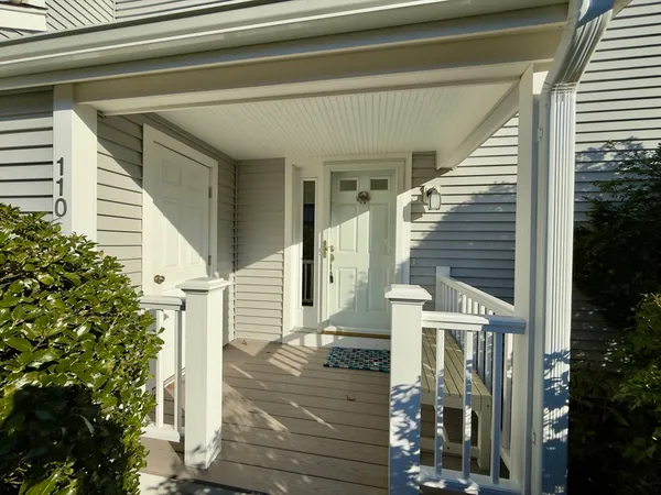 $550,000 | 110 Westcliff Drive, Unit 110, Plymouth, MA 02360
