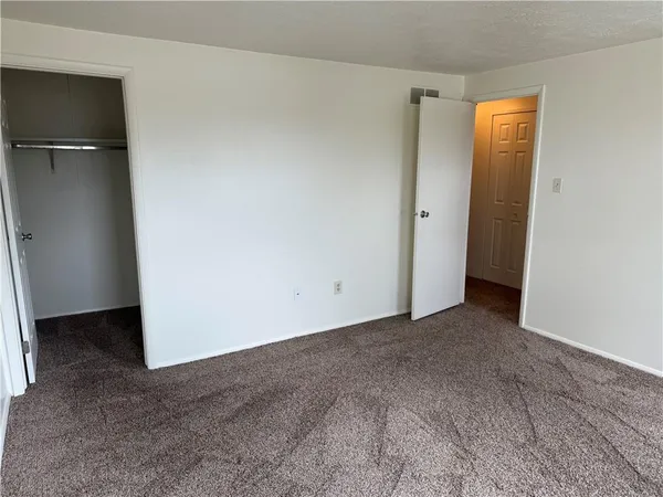 $1,850 | 208 Quail Run Road, Venetia, PA 15367