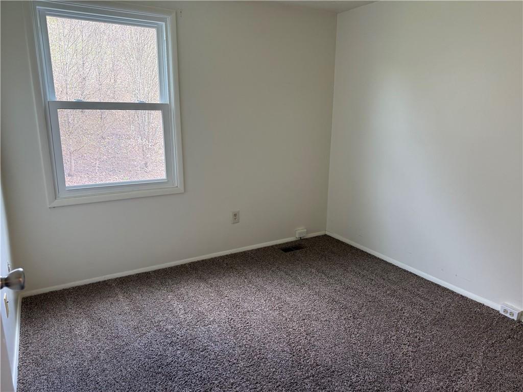 208 Quail Run Road Venetia, PA 15367 - Photo 12 of 19