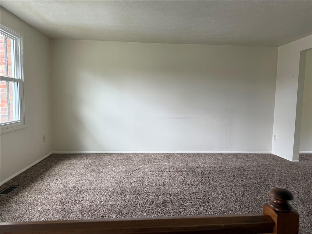 208 Quail Run Road Venetia, PA 15367 - Photo 2 of 19