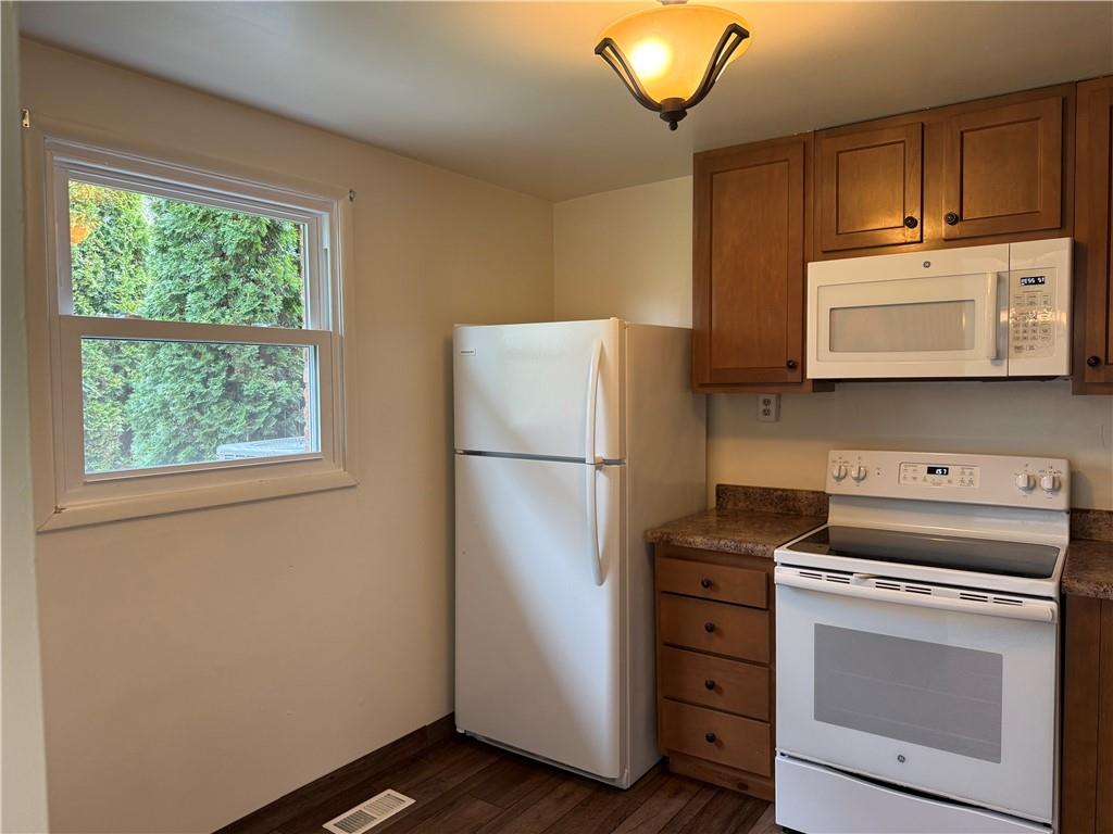 208 Quail Run Road Venetia, PA 15367 - Photo 8 of 19