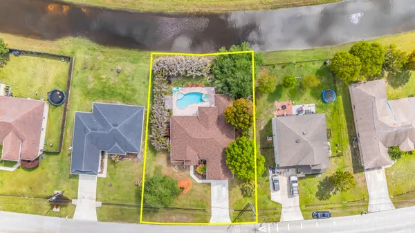 $499,000 | 2644 Southwest Fairgreen Road, Port St. Lucie, FL 34987