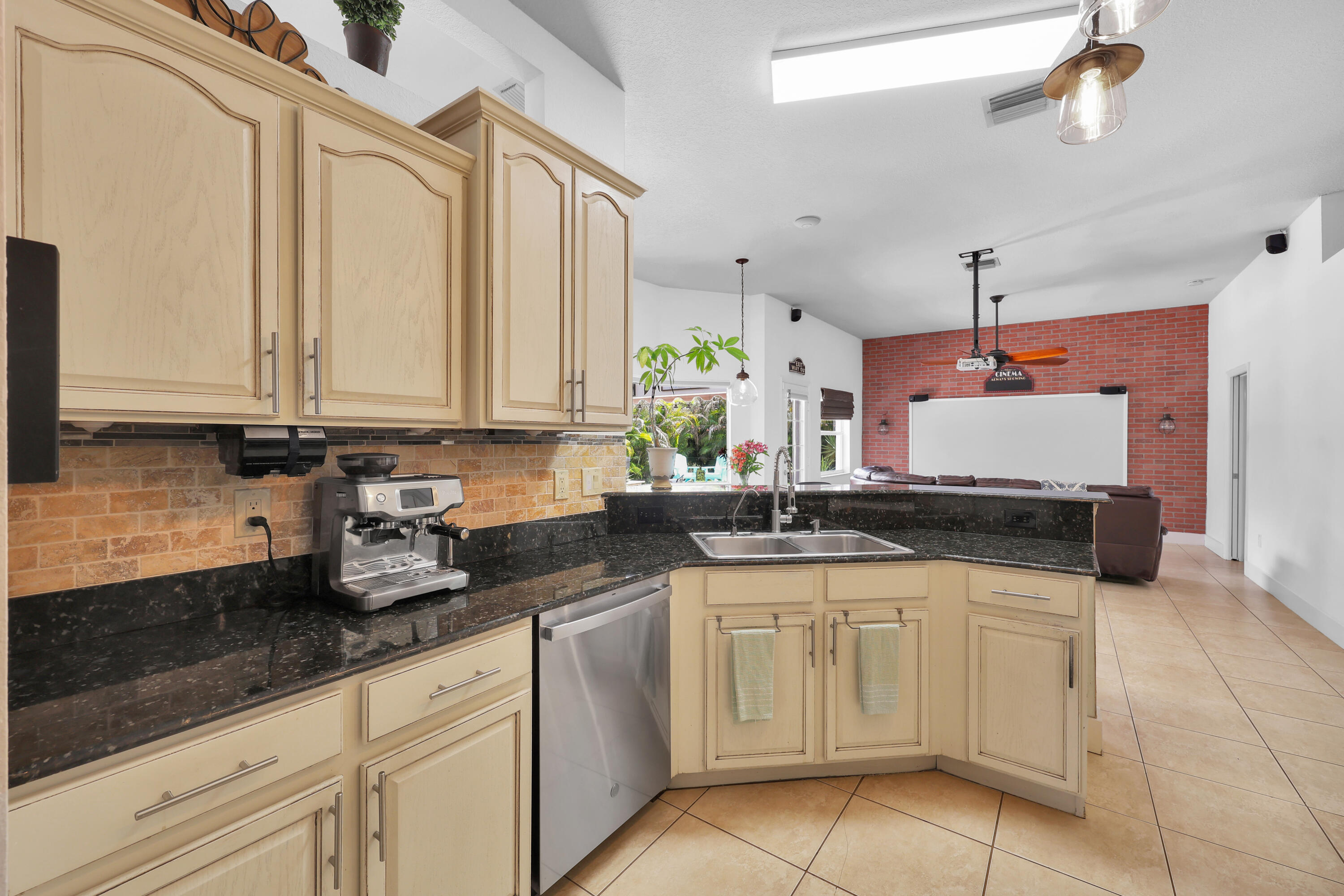 2644 Southwest Fairgreen Road Port St. Lucie, FL 34987 - Photo 10 of 35 12_8p3a3027