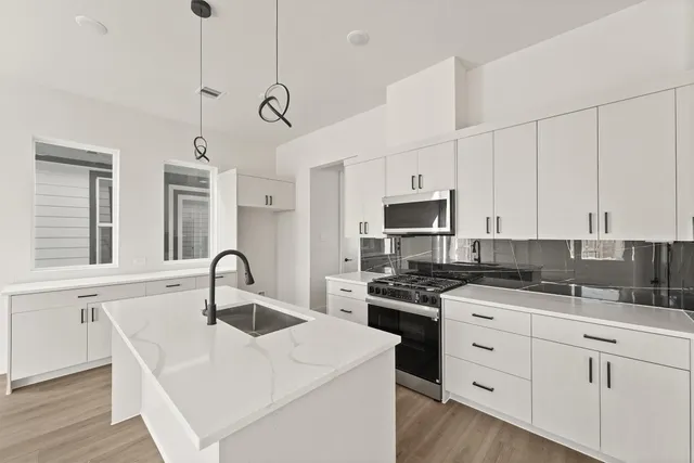 $299,990 | 5311 Teodoro Lane, Houston, TX 77091