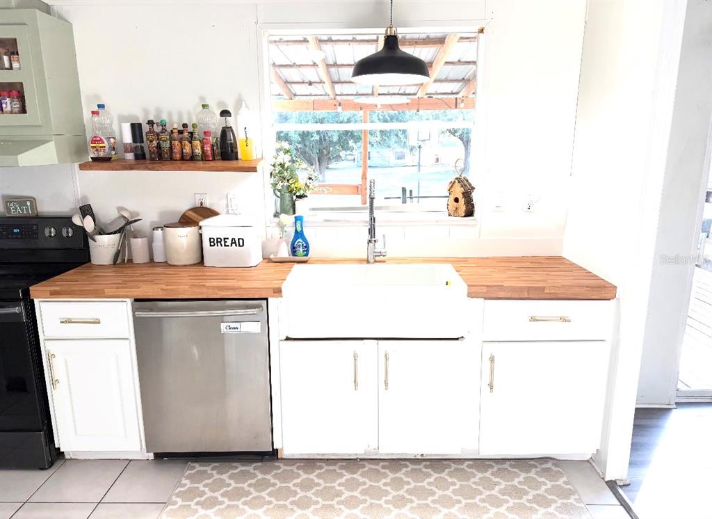 11516 Tuten Loop Lithia, FL 33547 - Photo 11 of 58