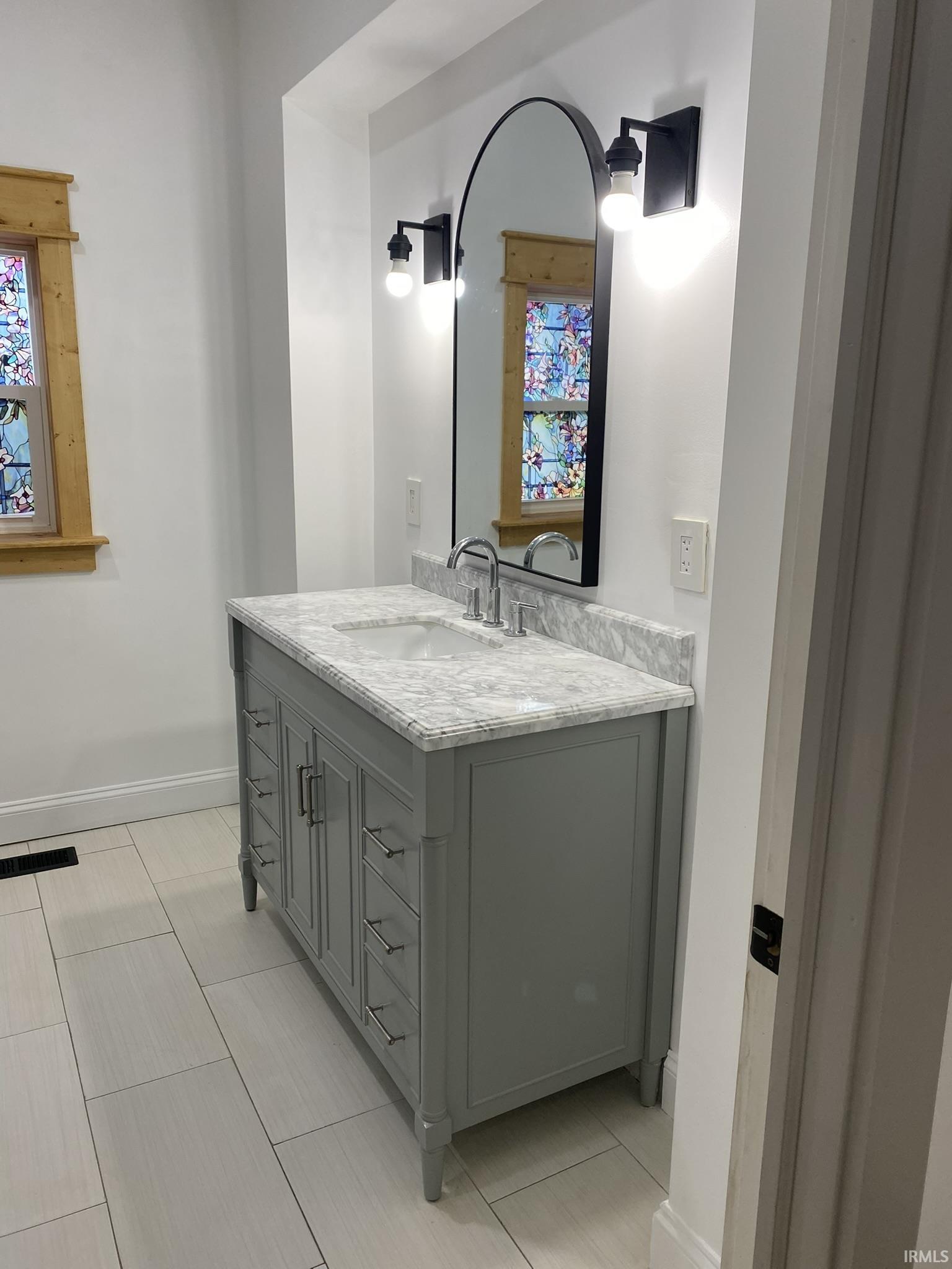 901 Race Street Logansport, IN 46947 - Photo 12 of 33