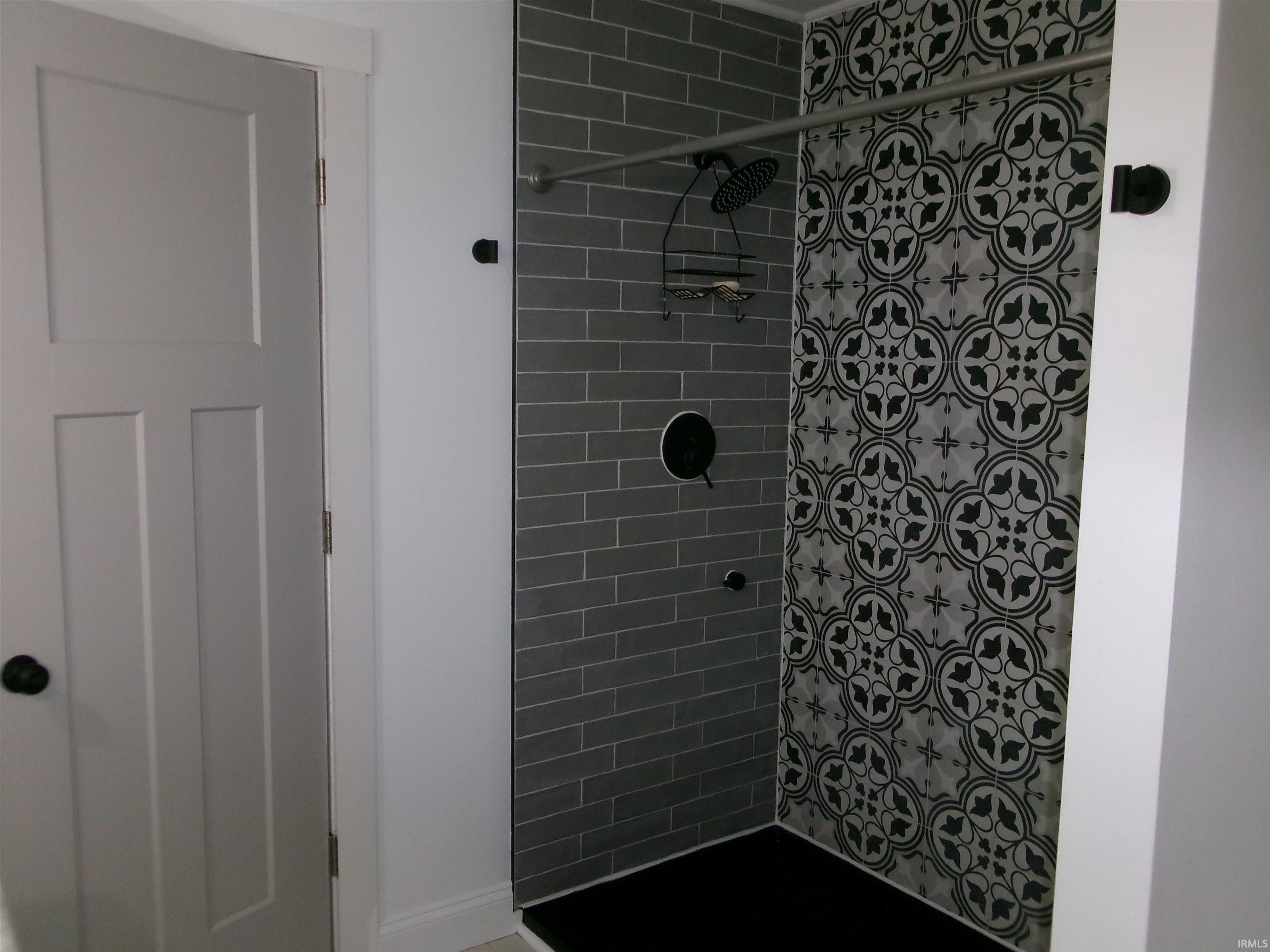 901 Race Street Logansport, IN 46947 - Photo 30 of 33