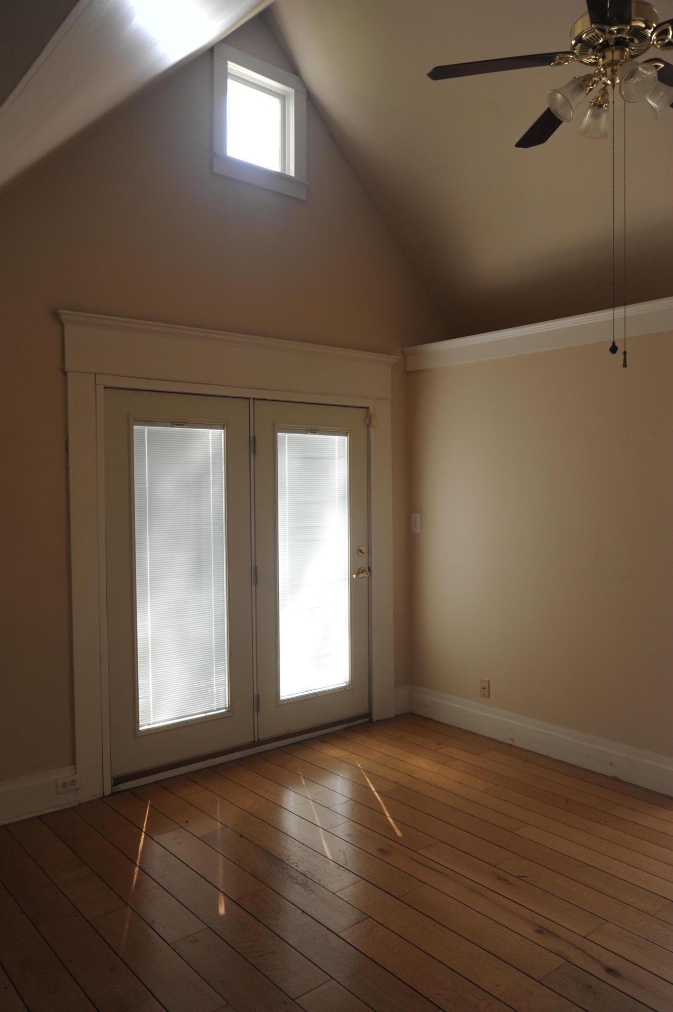 150 North Crest Road Chattanooga, TN 37404 - Photo 7 of 10 MCB_8740