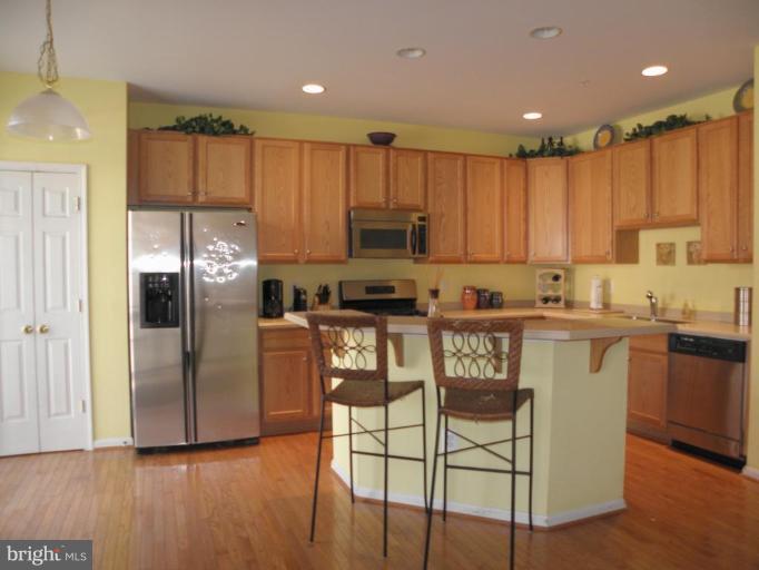 13039 Middlebrook Road Germantown, MD 20874 - Photo 5 of 15 Kitchen