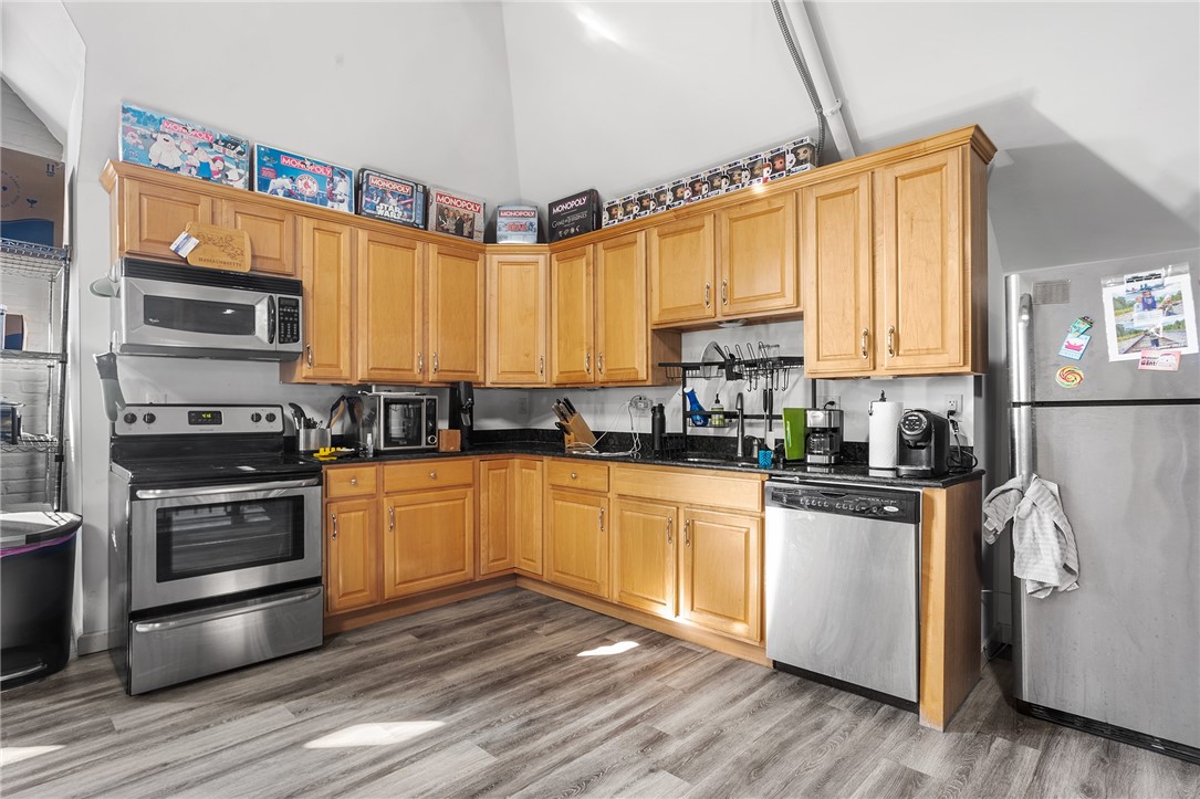 24 Front Street, Unit 7 Woonsocket, RI 02895 - Photo 3 of 34