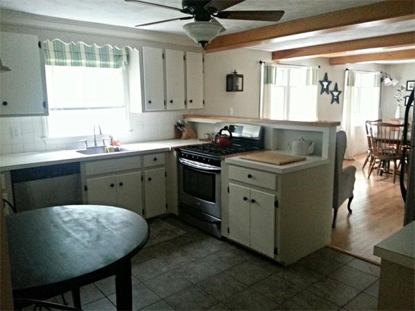 25 Galloway Road Chelmsford, MA 01824 - Photo 5 of 15