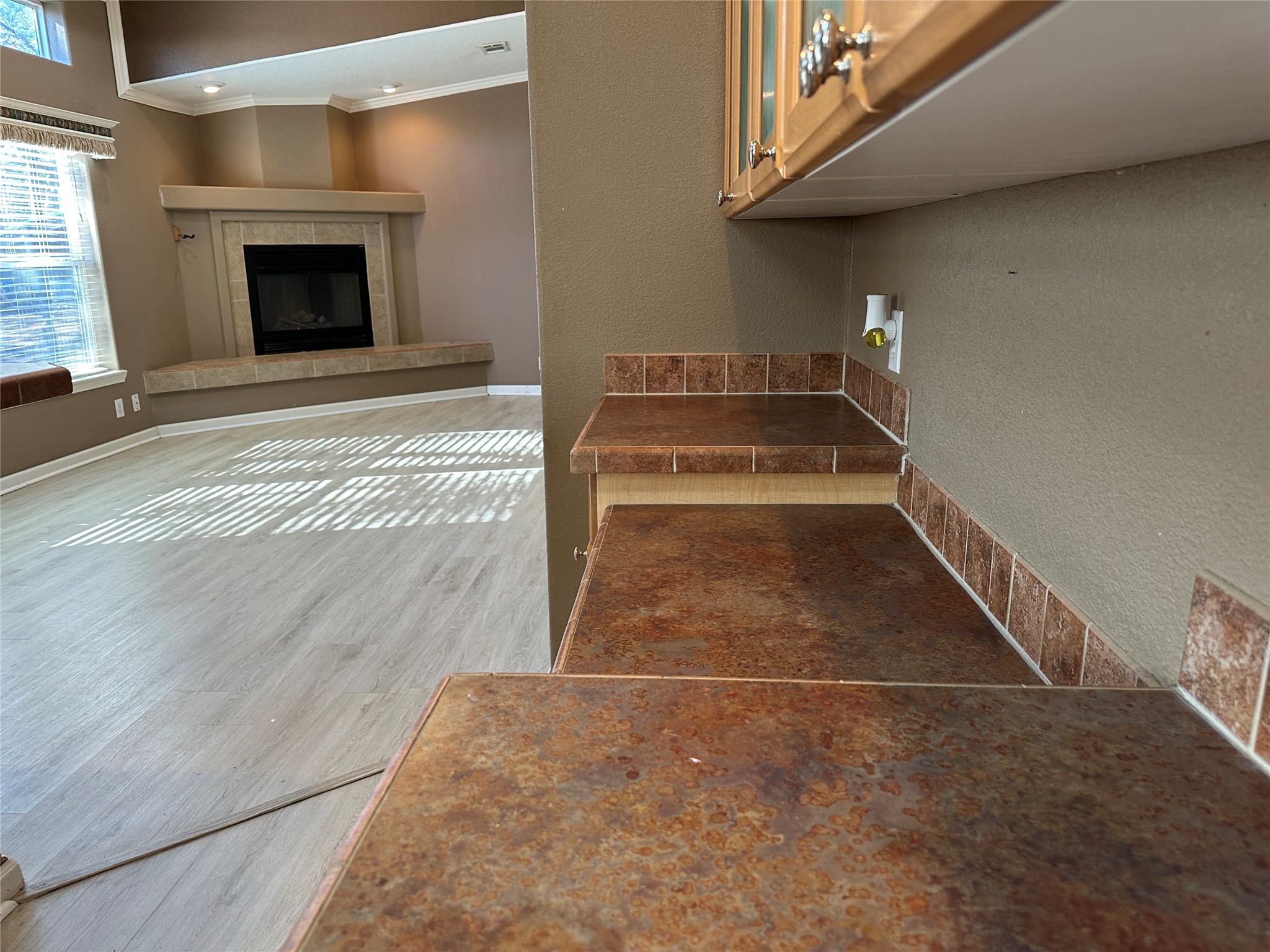 438 Mt Olive Road, Unit A Cedar Creek, TX 78612 - Photo 11 of 27 Desk and cabinets in the kitchen