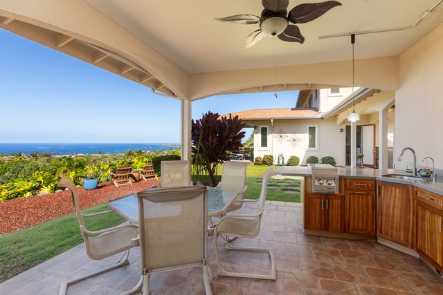 $2,950,000 | 75-6121 Akoa Street, Kailua-Kona, HI 96740