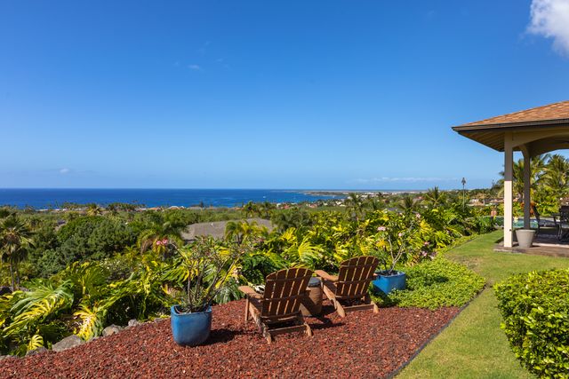 $2,950,000 | 75-6121 Akoa Street, Kailua-Kona, HI 96740