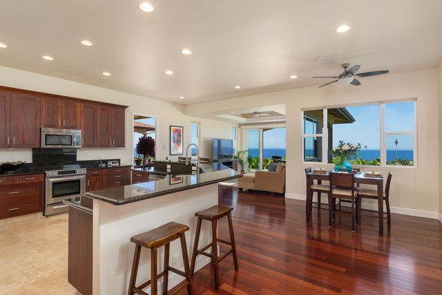 $2,950,000 | 75-6121 Akoa Street, Kailua-Kona, HI 96740
