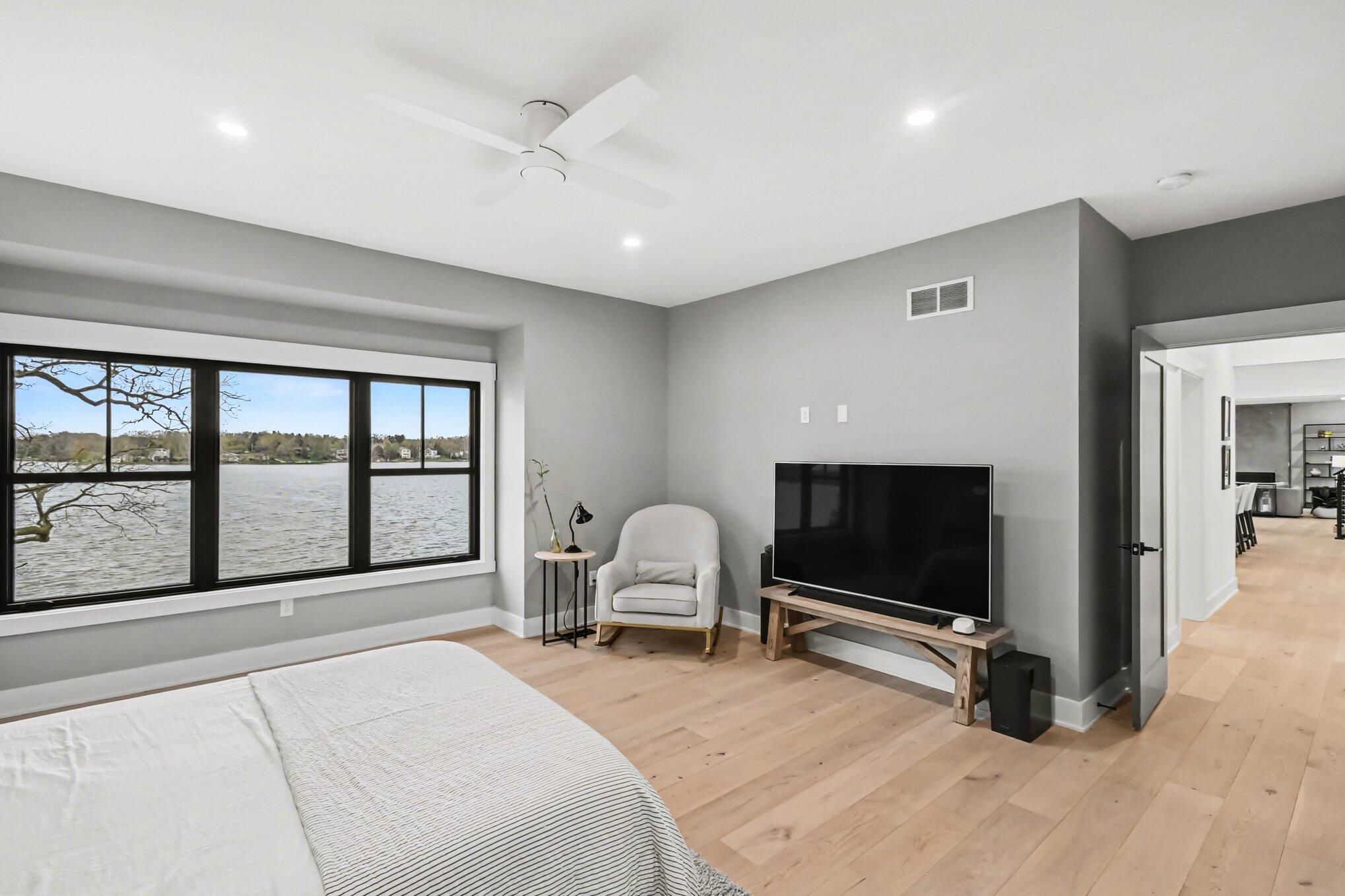 517 Glazier Road Chelsea, MI 48118 - Photo 22 of 61 020_file_2160