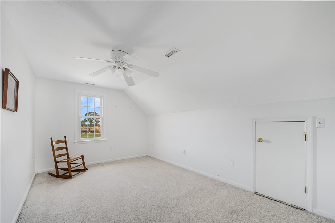 318 Sutton Street Uxbridge, MA 01569 - Photo 19 of 24