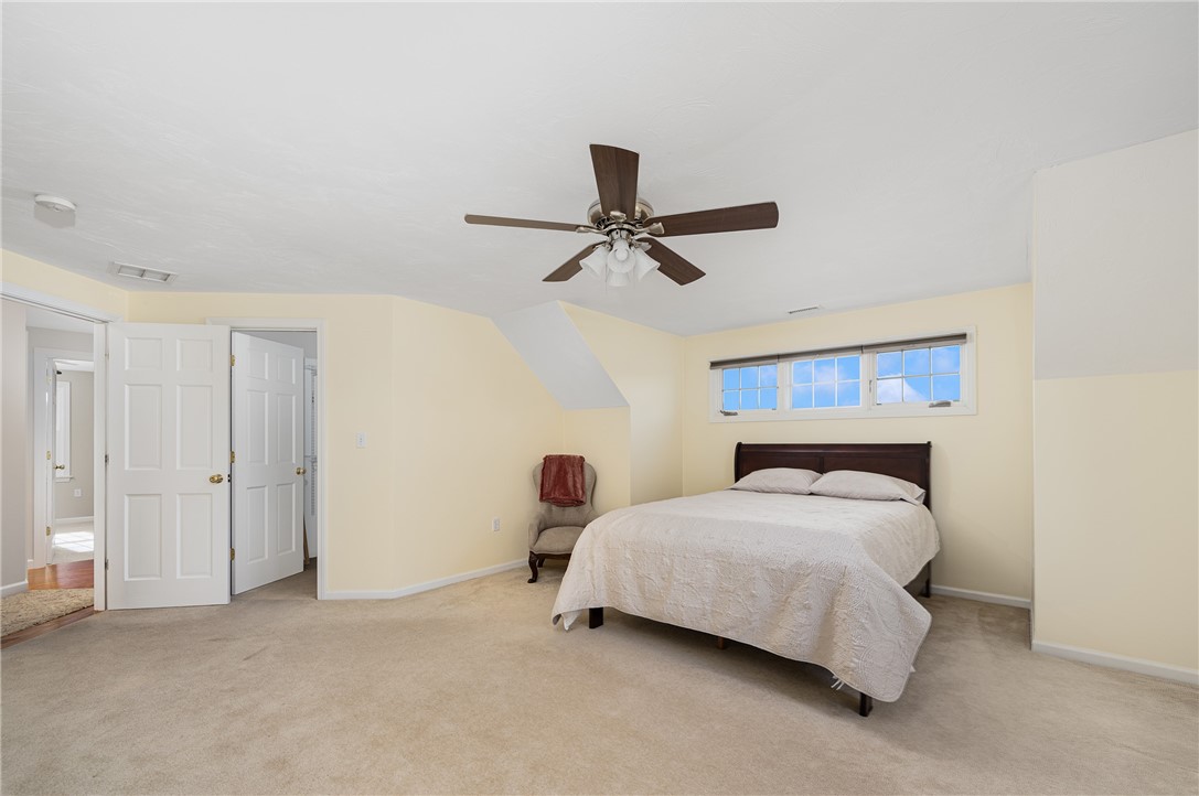 318 Sutton Street Uxbridge, MA 01569 - Photo 20 of 24