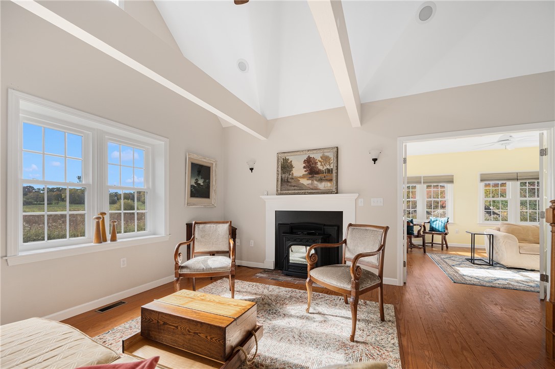 318 Sutton Street Uxbridge, MA 01569 - Photo 6 of 24