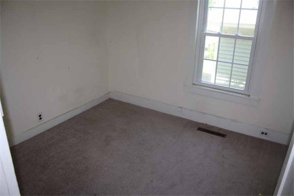 74 Simonds Street Athol, MA 01331 - Photo 8 of 13 Gallery Image 8