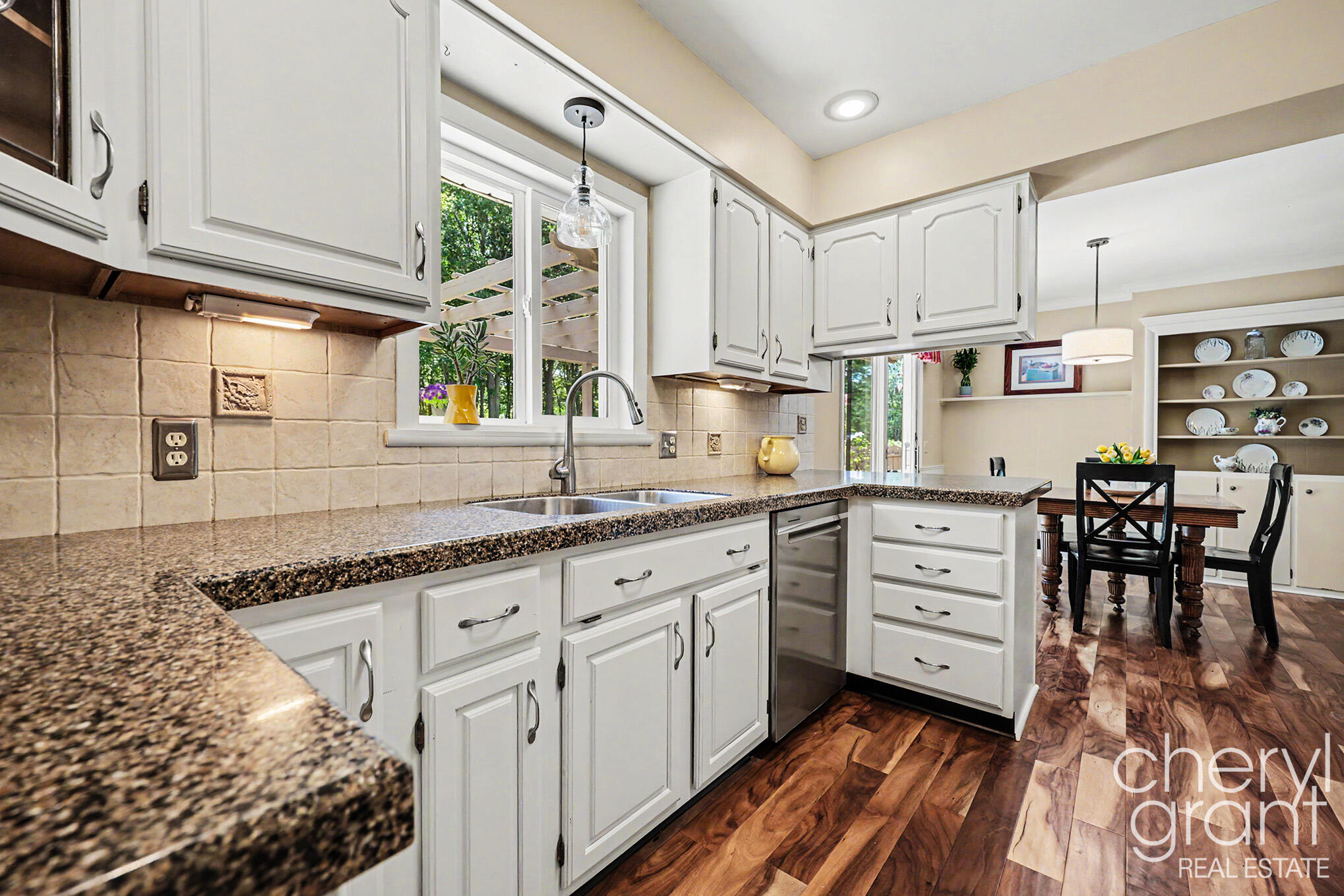 15888 Vinecrest Street Spring Lake, MI 49456 - Photo 11 of 39 Kitchen