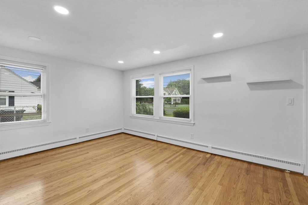 38 Tinkham Road Springfield, MA 01129 - Photo 18 of 34