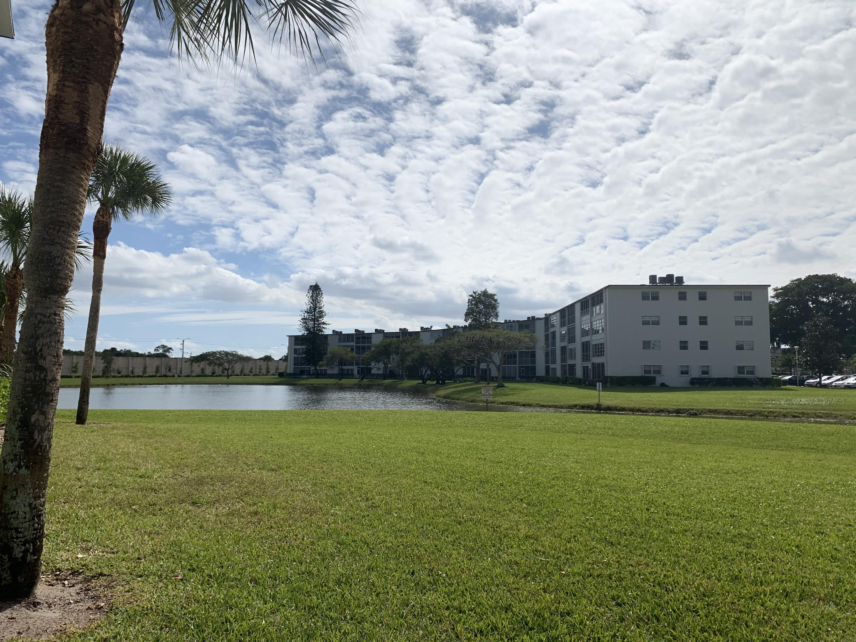3040 Lincoln A, Unit C Boca Raton, FL 33434 - Photo 1 of 13 Community