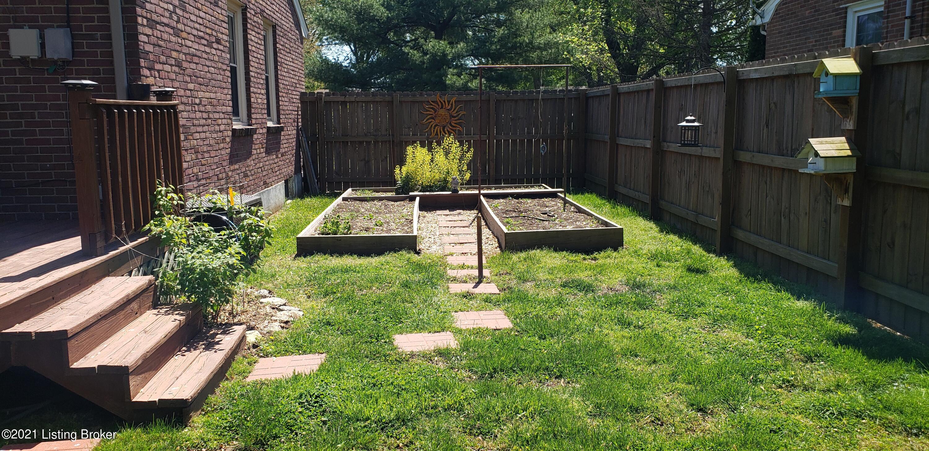 10000 3rd Street Road Louisville, KY 40272 - Photo 15 of 47 20210427_120651