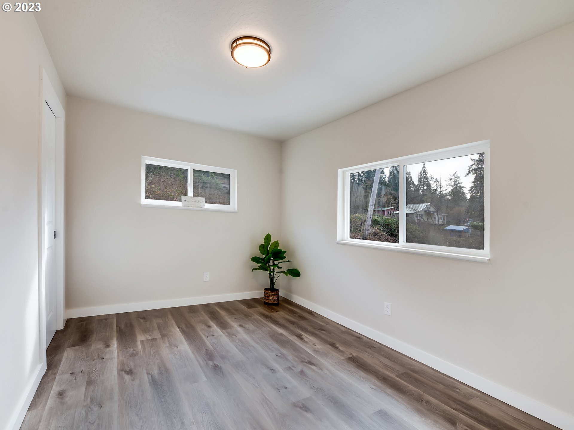 7935 South A Street Springfield, OR 97478 - Photo 17 of 32 Bedroom